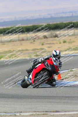 media/May-29-2022-Lets Ride (Sun) [[e8986be515]]/B Group/1020am (Outside Grapevine)/
